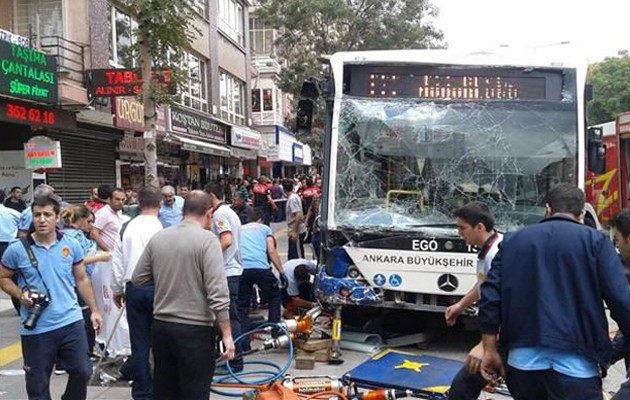 Τουρκία: Τρελή κούρσα λεωφορείου έπεσε πάνω σε στάση – 11 νεκροί (φωτο)