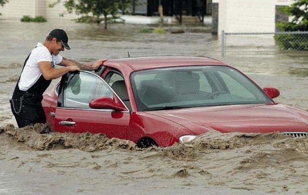 Δύο νεκρούς άφησε το φονικό κύμα κακοκαιρίας