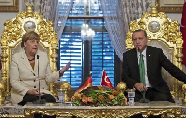 Γερμανικά ΜΜΕ: «Η Καγκελάριος πήγε στην Κωνσταντινούπολη ως ικέτης;»