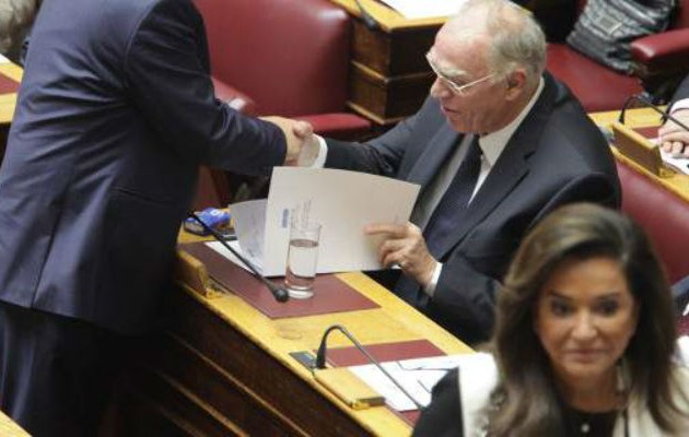 Τι απάντησε η Ντόρα για τον… γκαντέμη Μητσοτάκη στον Λεβέντη