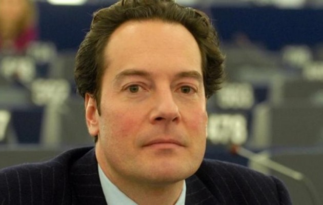 Με εντολή Τσακαλώτου παραιτήθηκε ο πρόεδρος της Επιτροπής Κεφαλαιαγοράς