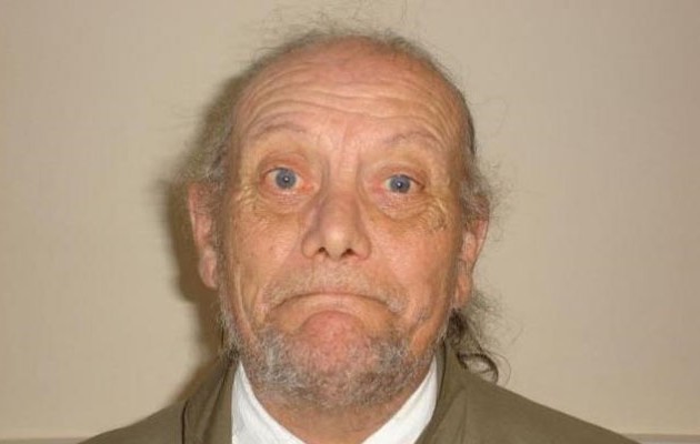 “Κόλαση” η ζωή ενός παιδεραστή – Τον τάιζαν με κόπρανα και ουρούσαν πάνω του