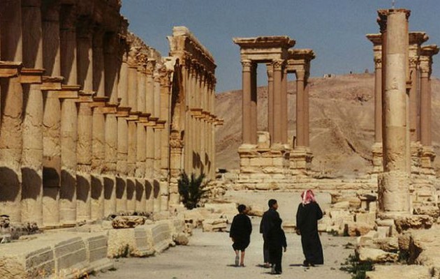 Το Ισλαμικό Κράτος ανατίναξε την Αψίδα του Θριάμβου στην Παλμύρα