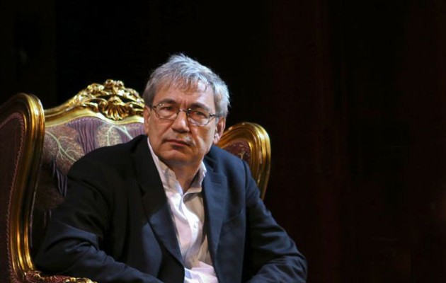 “Πυροβολεί” τον Ερντογάν Τούρκος συγγραφέας: Έχει οργανωμένο σχέδιο κατά των Κούρδων