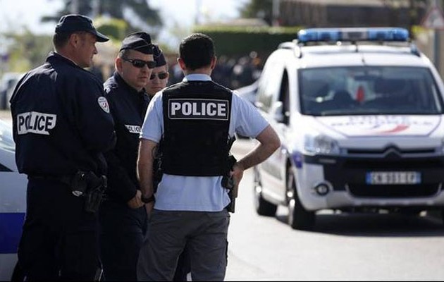 15χρονος πυροβόλησε καθηγήτριά του εξυμνώντας τον Αλλάχ