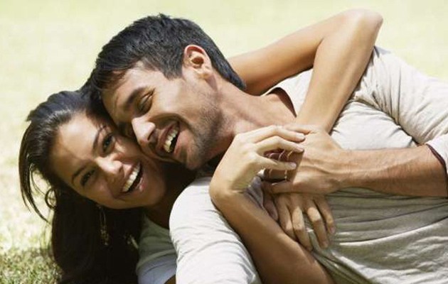 Πώς ένας άνδρας μπορεί να πέσει στον… έρωτα μιας γυναίκας