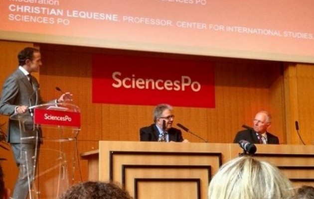 Φοιτητές σφυροκόπησαν τον Σόιμπλε για την Ελλάδα και «ξέφυγε»