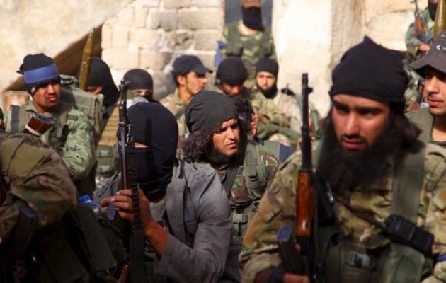 Τα τσιράκια των Τούρκων (Τζαΐς Αλ Φάτεχ) διέταξαν αντεπίθεση σε Ρώσους και Σύρους