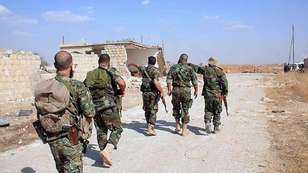 Σύροι στρατιώτες έστησαν ενέδρα σε τζιχαντιστές του ISIS στην έρημο (βίντεο)
