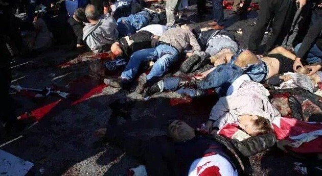 ΒΙΝΤΕΟ – ΣΟΚ! Βόμβα τινάζει στον αέρα αριστερούς διαδηλωτές στην Τουρκία – Μακελειό!
