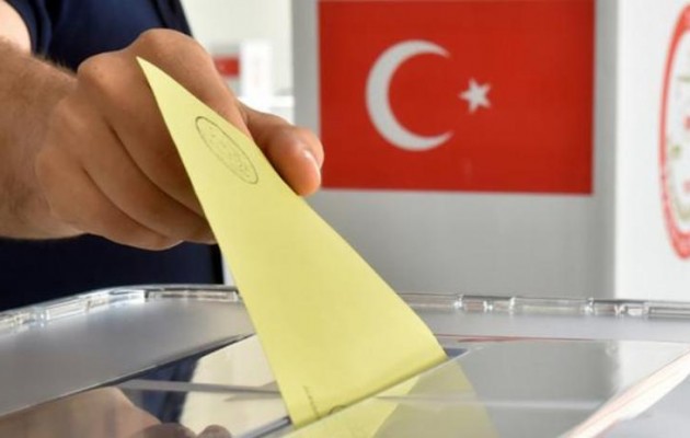 Τουρκία: Τι δείχνουν οι δύο τελευταίες δημοσκοπήσεις πριν τις εκλογές