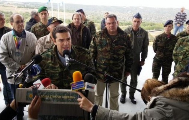 Τσίπρας: Ο στρατός εγγυάται τη σταθερότητα μέσα στο τρίγωνο αποσταθεροποίησης
