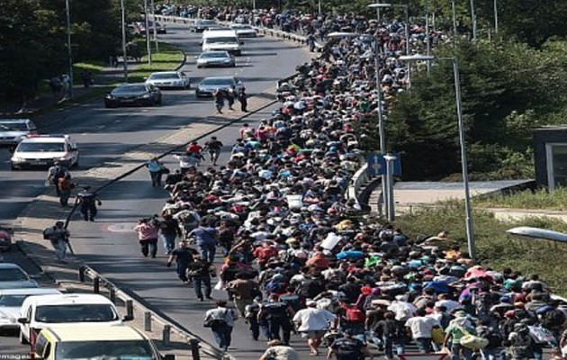 Toυρκία προς Ευρώπη: Ετοιμαστείτε για προσφυγικό «τσουνάμι» 2 εκ. ανθρώπων