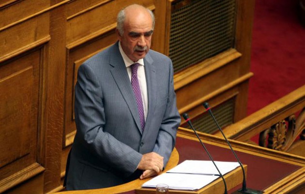 Μεϊμαράκης: Δεν κάνει για υπουργός Παιδείας ο Φίλης