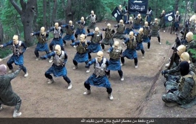 Το Ισλαμικό Κράτος εκπαιδεύει “μπλε νίντζα” στο Αφγανιστάν (φωτο)