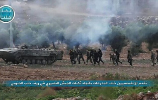 Η Αλ Κάιντα μάχεται στο Χαλέπι – Φωτο από την πρώτη γραμμή