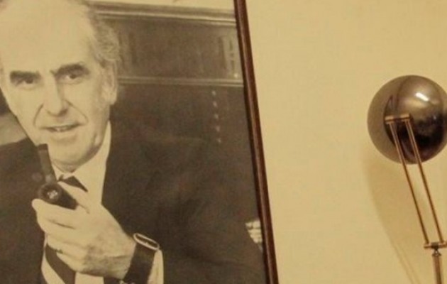 Ξεσηκώθηκαν σε ΚΑΠΗ γιατί κατέβηκε η εικόνα του Ανδρέα για να μπει της Παναγιάς!