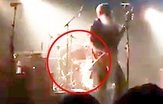 ΒΙΝΤΕΟ ΣΟΚ! Η στιγμή της επίθεσης στο θέατρο Μπατακλάν στο Παρίσι