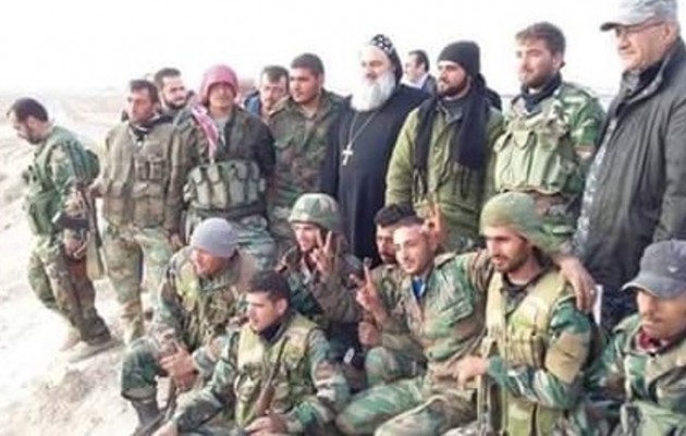 Αρμένιοι και Ασσύριοι χριστιανοί υπερασπίζονται τη Σαντάτ από τους τζιχαντιστές (φωτο)