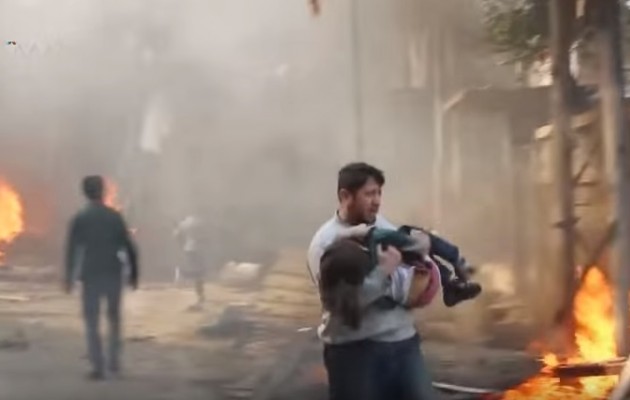 23 άμαχοι, μεταξύ τους και παιδιά, νεκροί από τον βομβαρδισμό στη Ντούμα