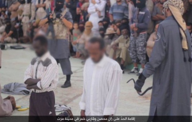 Το Ισλαμικό Κράτος μαστίγωσε “πότες” και “άπιστους” στη Λιβύη