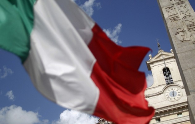 Θα απολύονται οι «κοπανατζήδες» δημόσιοι υπάλληλοι στην Ιταλία