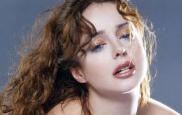 Η Ελληνίδα που διαπρέπει στις ΗΠΑ με το πληθωρικό …ταλέντο της (βίντεο)