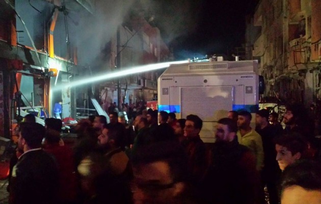 Χύνεται αίμα στην Τουρκία – Ισχυρή έκρηξη στη Νίσιβη