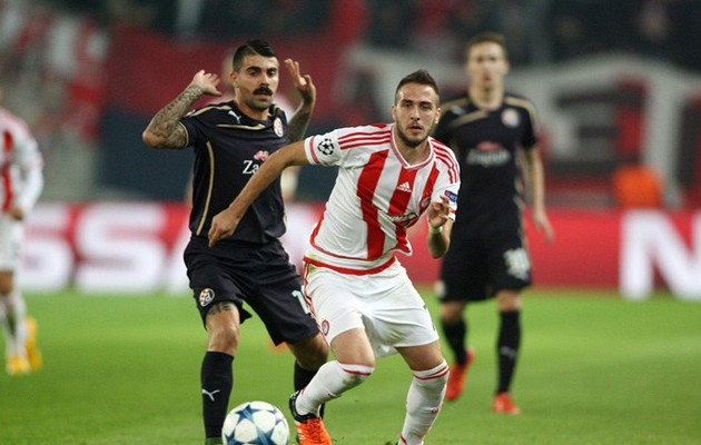 Αγκαλιά με την πρόκριση o Oλυμπιακός, 2-1 την Ντιναμό Ζάγκρεμπ