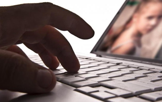 Πώς o 44χρονος παιδεραστής  έπειθε ανήλικες να στέλνουν γυμνές φωτογραφίες