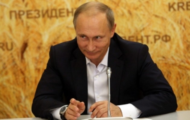 Στην Κριμαία ο Πούτιν εν μέσω κρίσης με την Ουκρανία