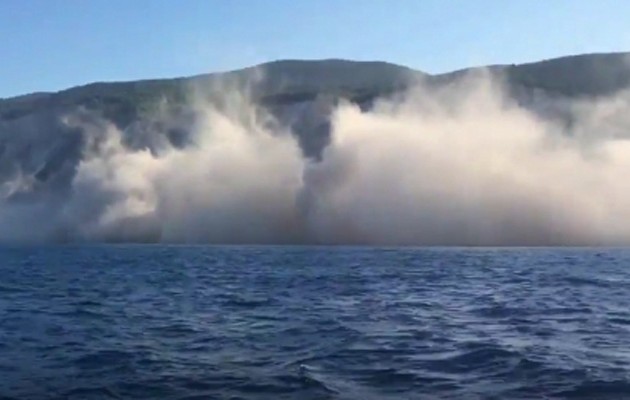 Ψαράς καταγράφει το φονικό σεισμό της Λευκάδας μέσα από βάρκα (βίντεο)