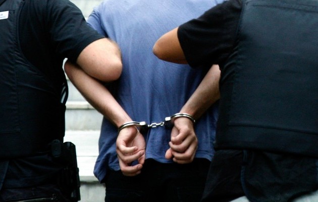 Συλλήψεις σε σπείρα μαμούθ εμπορίου ναρκωτικών σε όλη τη χώρα