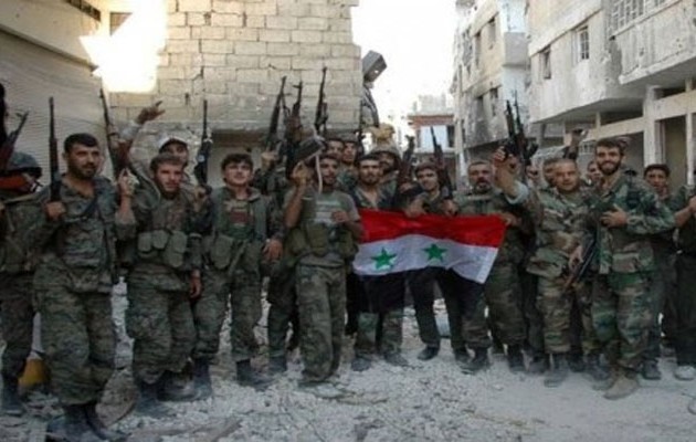 Σύροι στρατιώτες εκτέλεσαν εφτά διοικητές στο Ισλαμικό Κράτος  (βίντεο)