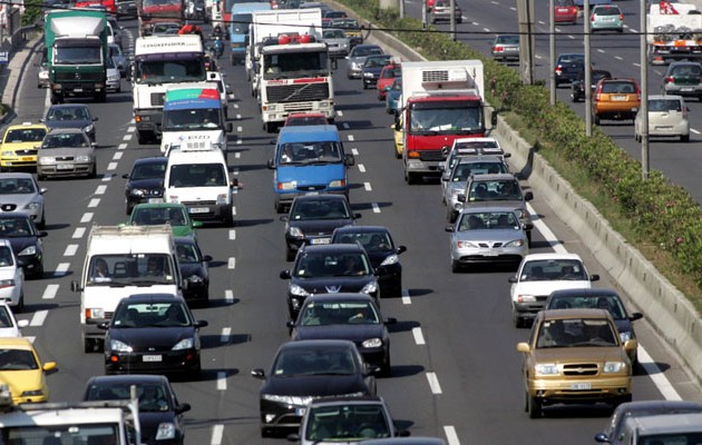 Δείτε στον πίνακα πόσα θα πληρώσετε για τα νέα τέλη κυκλοφορίας