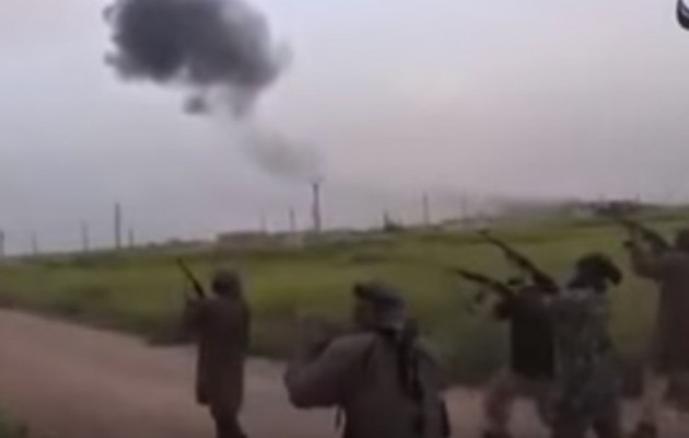 Τουρκμένοι τζιχαντιστές: Εμείς σκοτώσαμε τους Ρώσους πιλότους στον αέρα! (βίντεο)