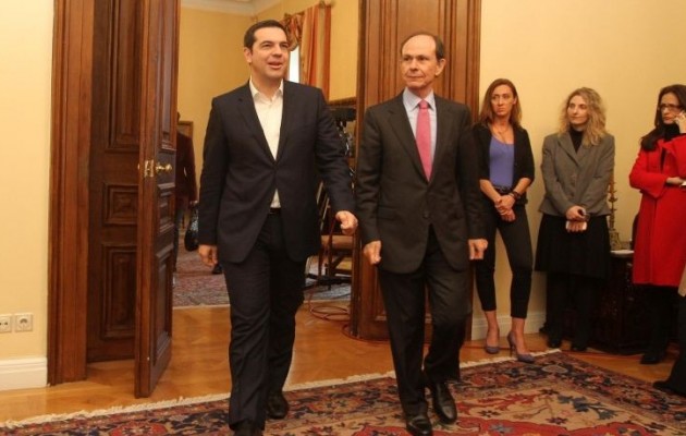 Ταύρος σε υαλοπωλείο ο Τσίπρας για το Ασφαλιστικό: Έχετε το θράσος;