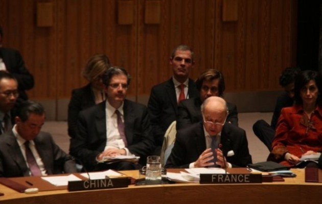Η Γαλλία που έδινε όπλα στους τζιχαντιστές τολμά να θέτει όρους στη Συρία!