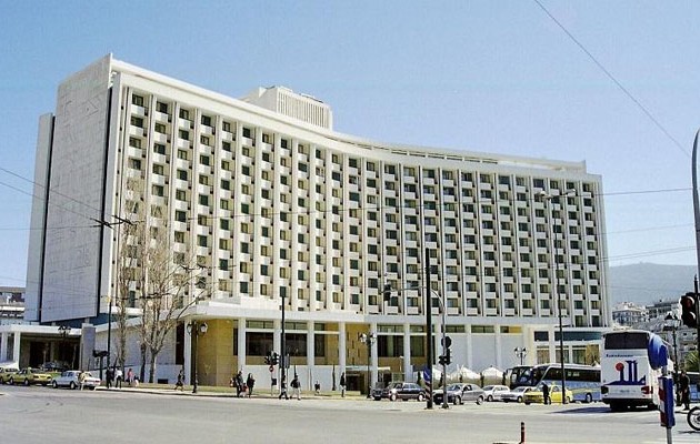 Πωλητήριο στο ξενοδοχείο σύμβολο της Αθήνας, Hilton