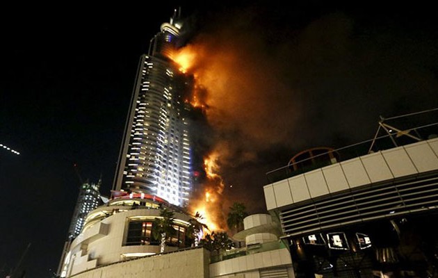 Στις φλόγες πεντάστερο ξενοδοχείο στο Ντουμπάι (βίντεο)