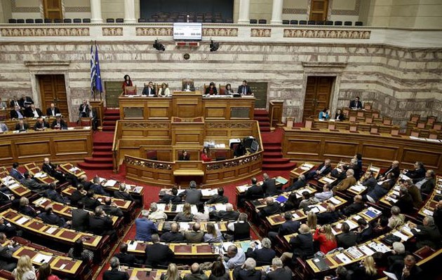 Χωρίς κυβερνητικές απώλειες ψηφίστηκαν τα  προαπαιτούμενα