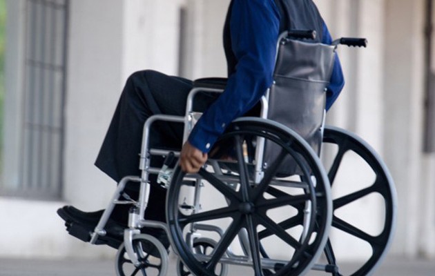 Τι απαντά το υπουργείο Εργασίας για τις αναπηρικές συντάξεις
