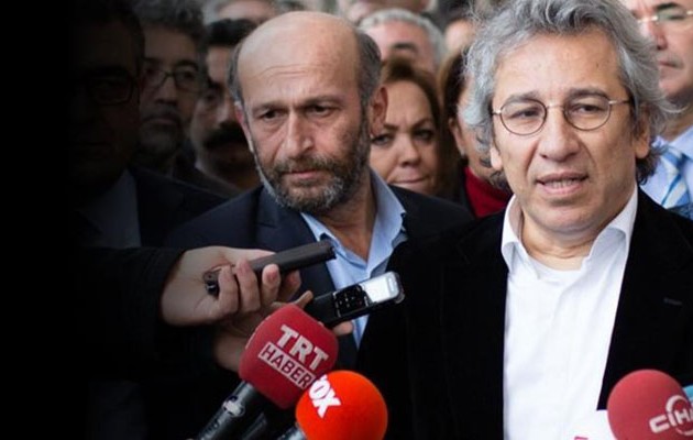 Προτείνουν ισόβια για δημοσιογράφους που αποκάλυψαν σχέσεις Τουρκίας με Ισλαμικό Κράτος