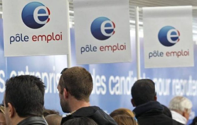 Σε δύσκολη θέση ο Ολάντ – Πάνω από 3,5 εκατ. οι άνεργοι στη Γαλλία