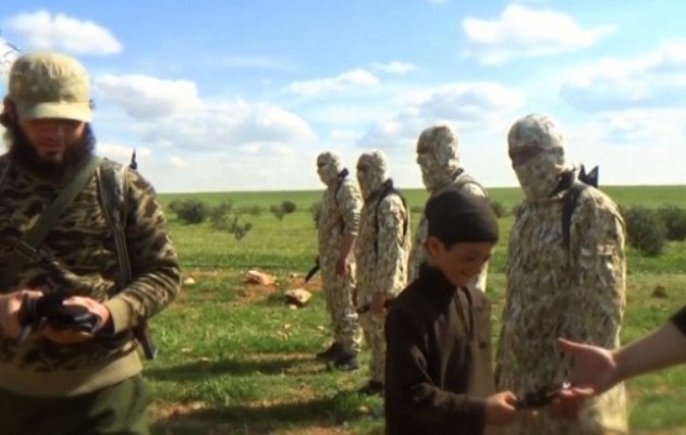 Το Ισλαμικό Κράτος αποκεφάλισε 14χρονο επειδή δεν προσευχήθηκε