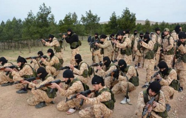 50 Σύροι στρατιώτες εντάχθηκαν στο Ισλαμικό Κράτος