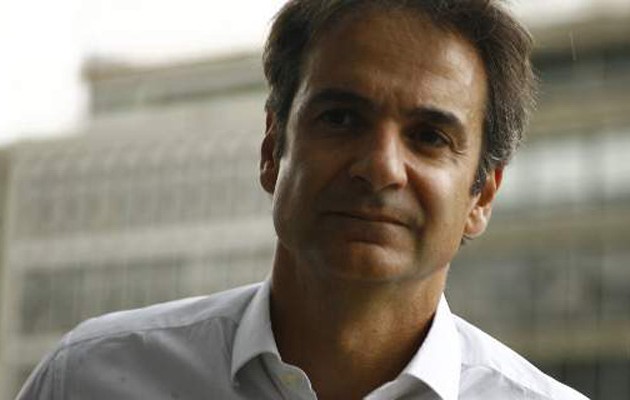 Βαριά καταγγελία: Ο Μητσοτάκης είχε διορίσει 51 μετακλητούς στο γραφείο του!