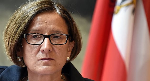 Προκαλεί χωρίς όρια η Αυστρία με εύσημα στα Σκόπια και κατηγορίες στην Ελλάδα