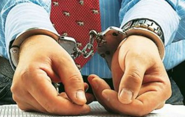 Χειροπέδες σε υποψήφιο βουλευτή του ΣΥΡΙΖΑ για μίζα!