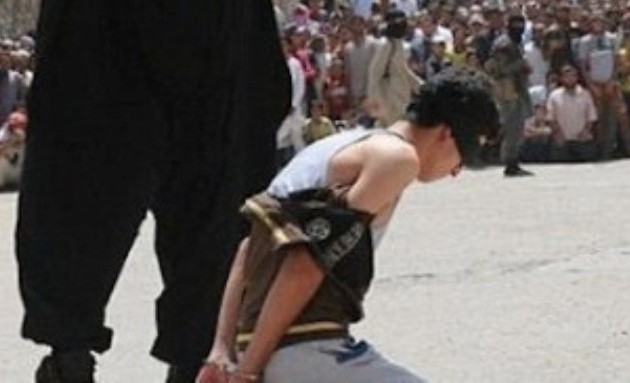 Το Ισλαμικό Κράτος αποκεφάλισε 15χρονο επειδή άκουγε ποπ μουσική